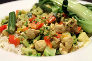 Chicken Vege Curry with Cauliflower Rice